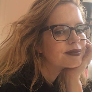 Meet your Posher, Carissa